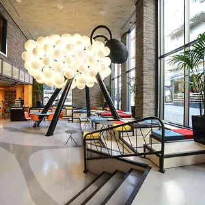 Ibis Styles Center מלון